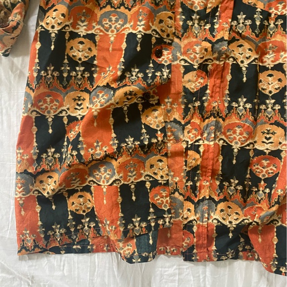 Vintage Snowhite Silk Button Down - Picture 4 of 5